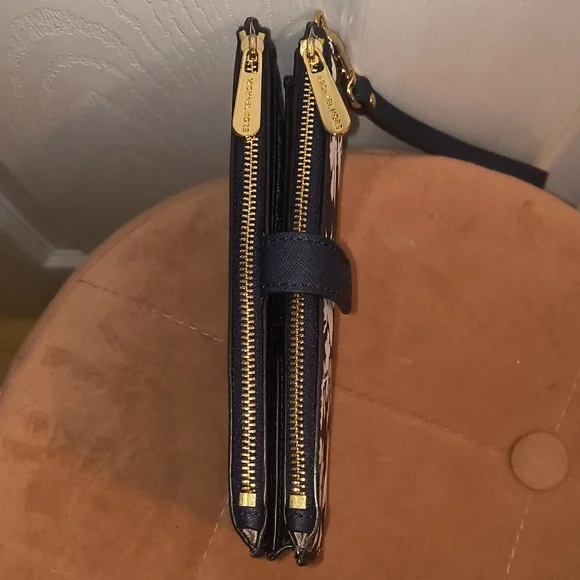 Michael Kors Jet Set Navy Floral Double Zip Wristlet - Picture 5 of 13